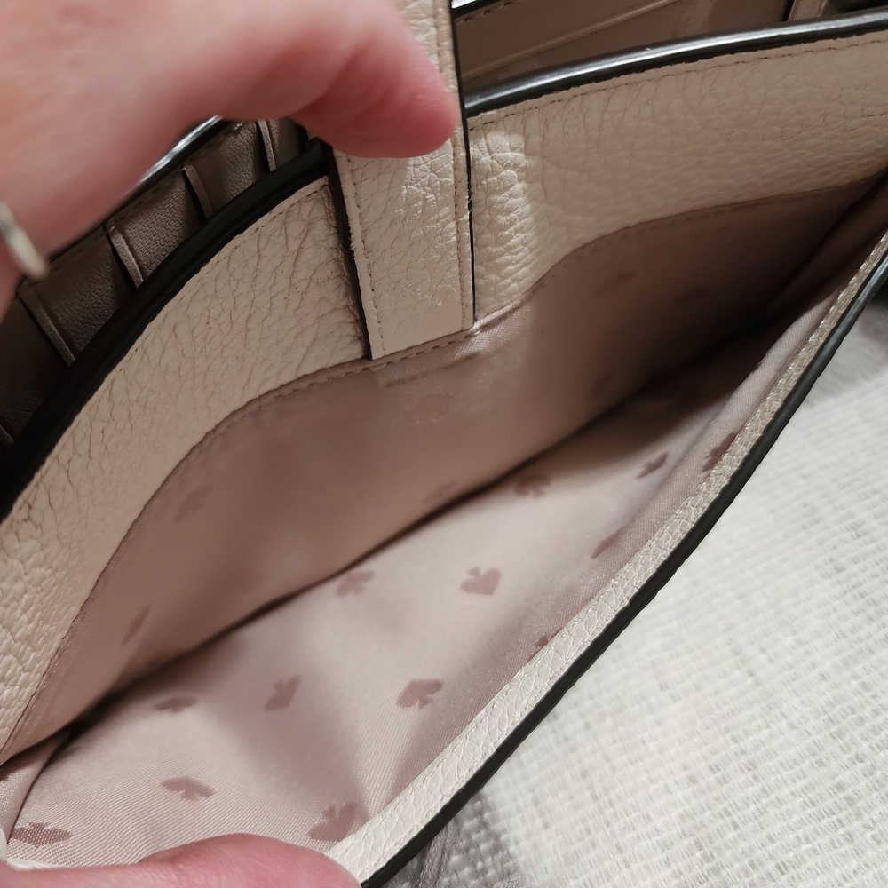 Kate Spade Cream and Tan Leather Wristlet - Picture 2 of 12